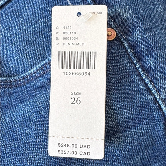 The Weekender - Picture 10 of 10